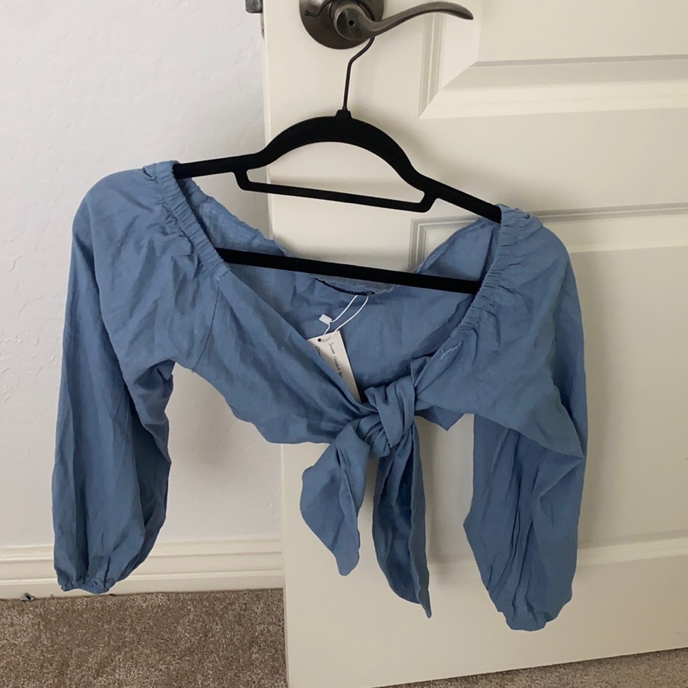 Tie crop top
